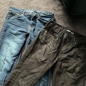 2 pair American Eagle Teen Boys Jeans- I have 3 more in size 28x30 for bun…